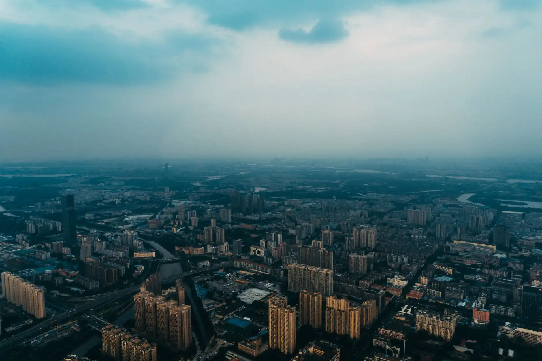 渝中区音迪娱：产地直采模式下的新鲜水果与应季水果供应方案解析
