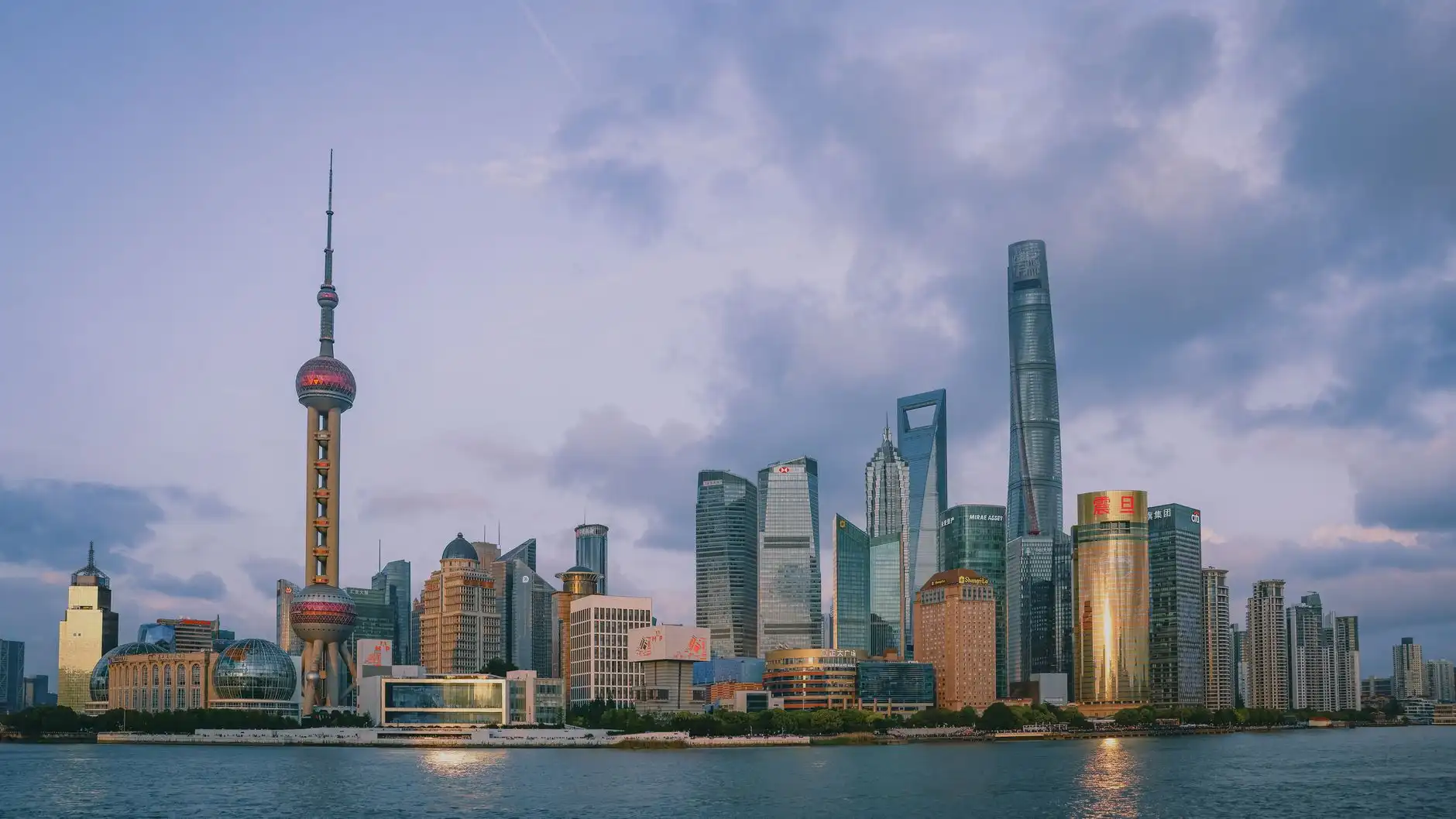 新鲜水果与应季水果礼盒对比：音迪娱产地直采优势与选购建议